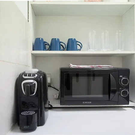 Comfort 2 Minutes From The Metro * Athens